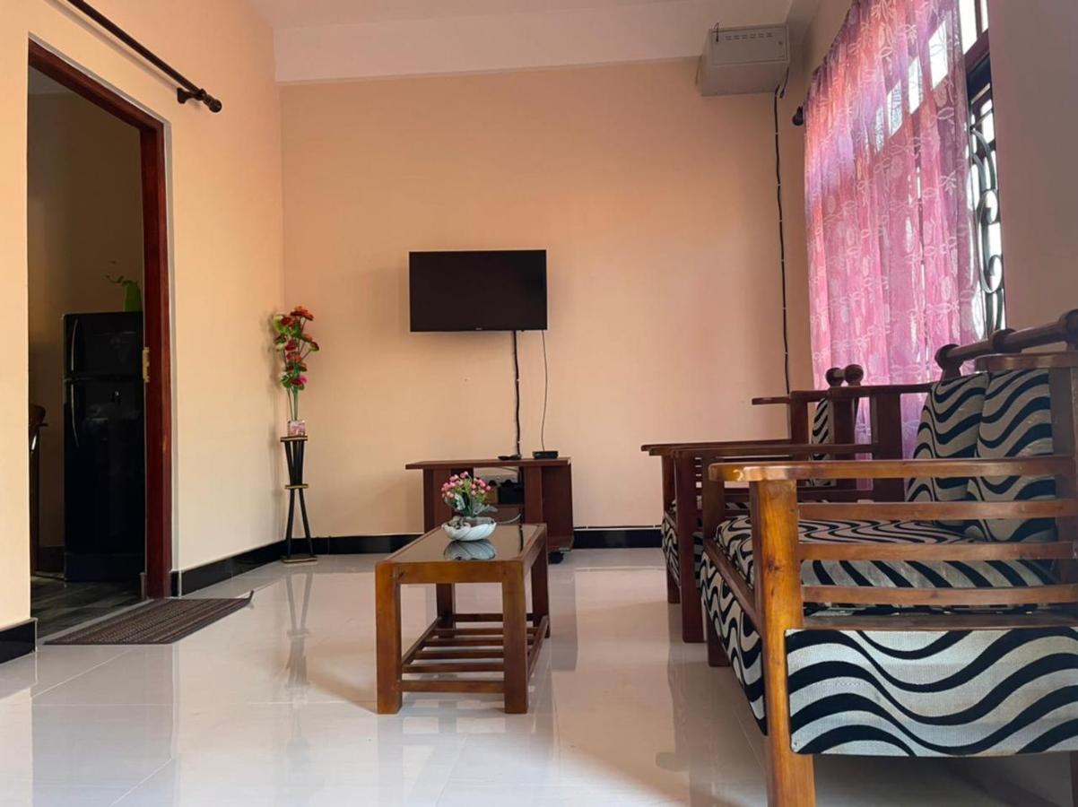Victory'S Residence, Mannar Exterior photo